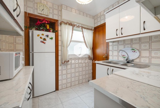 Segunda mano - Apartamento / piso -
Torrevieja - Playa del Cura