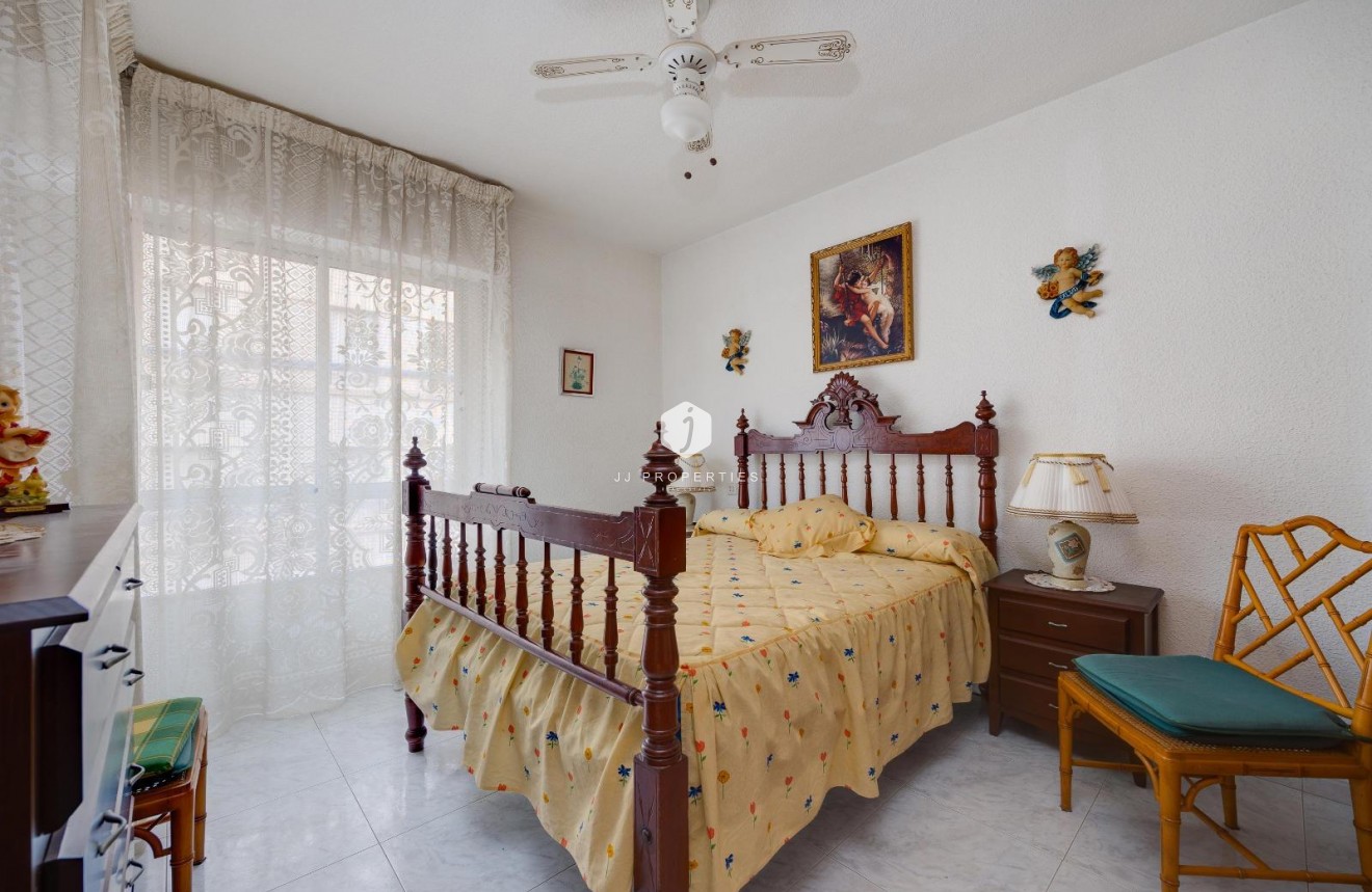 Segunda mano - Apartamento / piso -
Torrevieja - Playa del Cura