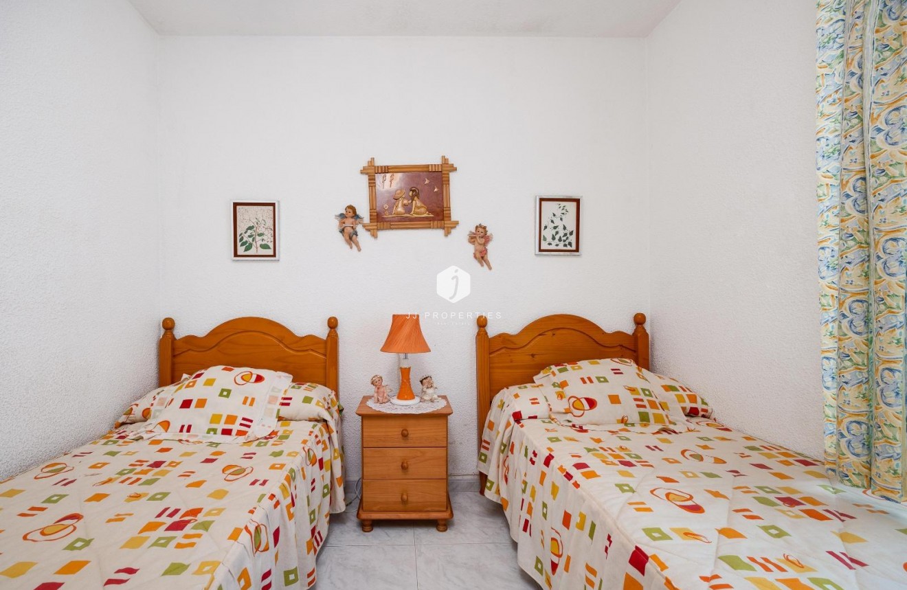 Segunda mano - Apartamento / piso -
Torrevieja - Playa del Cura