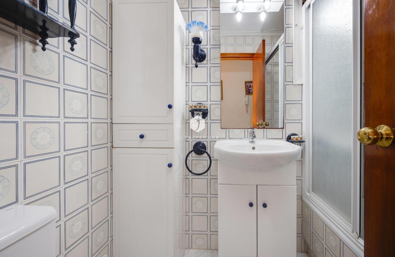 Segunda mano - Apartamento / piso -
Torrevieja - Playa del Cura