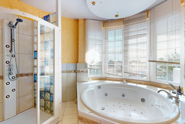 Segunda mano - Villa -
Orihuela Costa - Costa Blanca