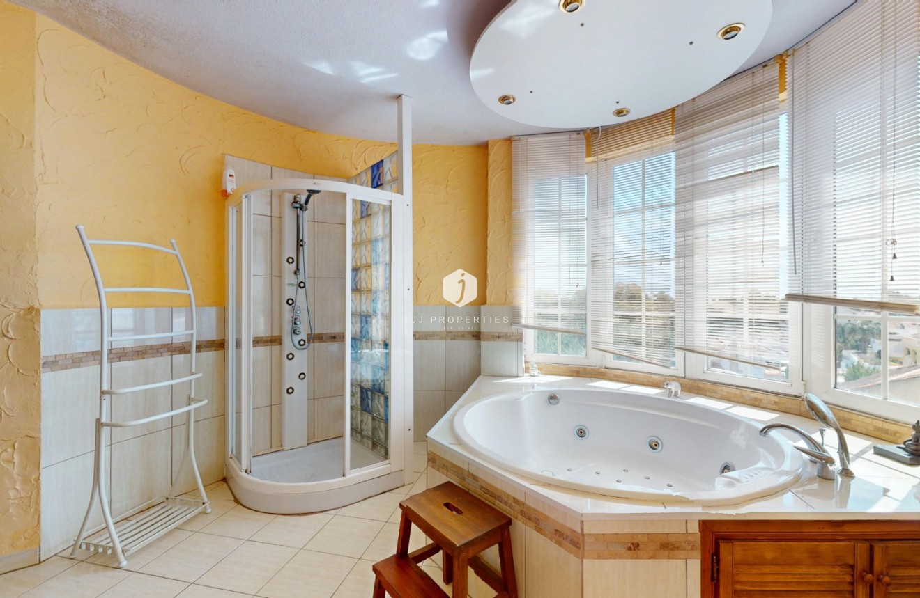 Segunda mano - Villa -
Orihuela Costa - Costa Blanca