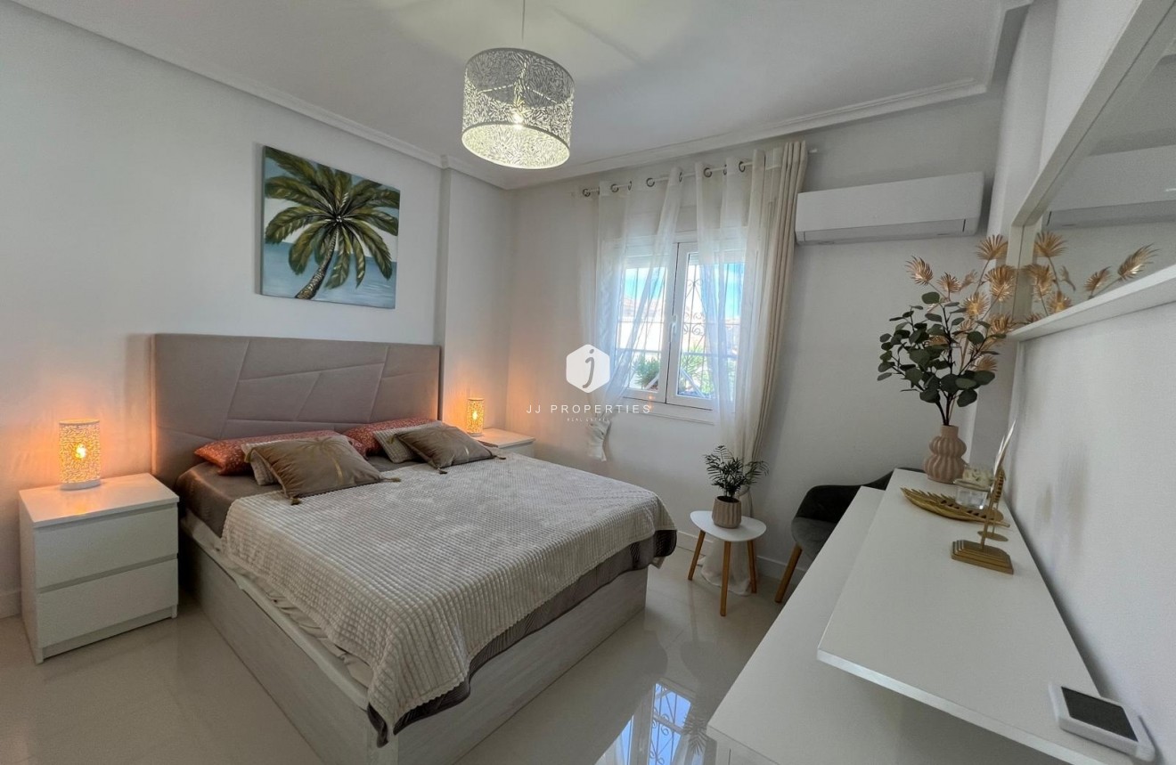 Segunda mano - Villa -
Algorfa - Inland