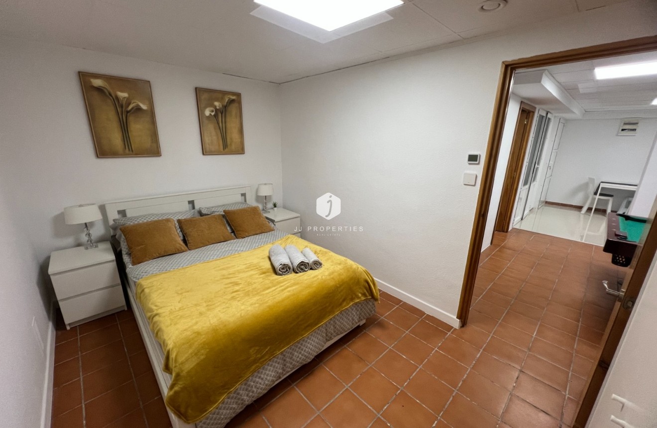 Segunda mano - Villa -
Algorfa - Inland