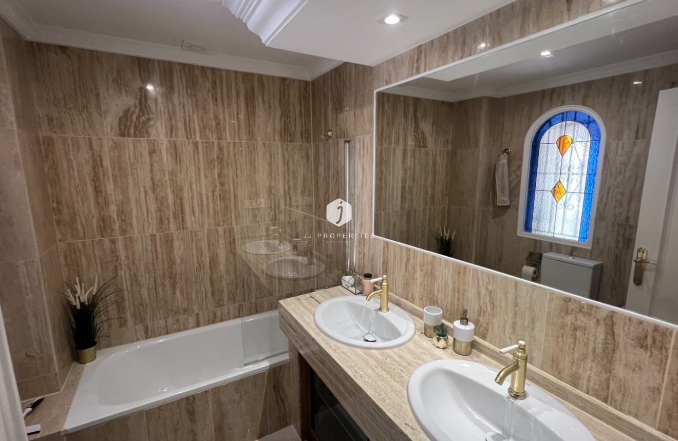 Segunda mano - Villa -
Algorfa - Inland