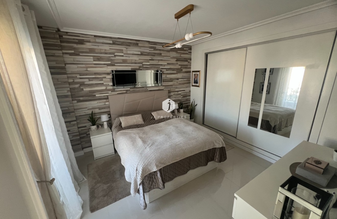 Segunda mano - Villa -
Algorfa - Inland