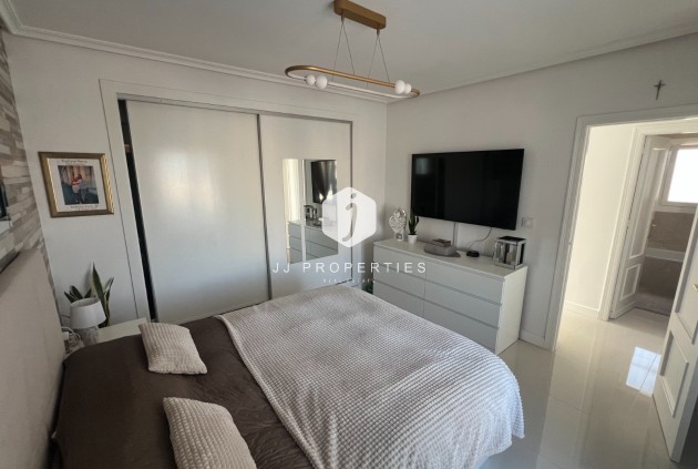 Segunda mano - Villa -
Algorfa - Inland