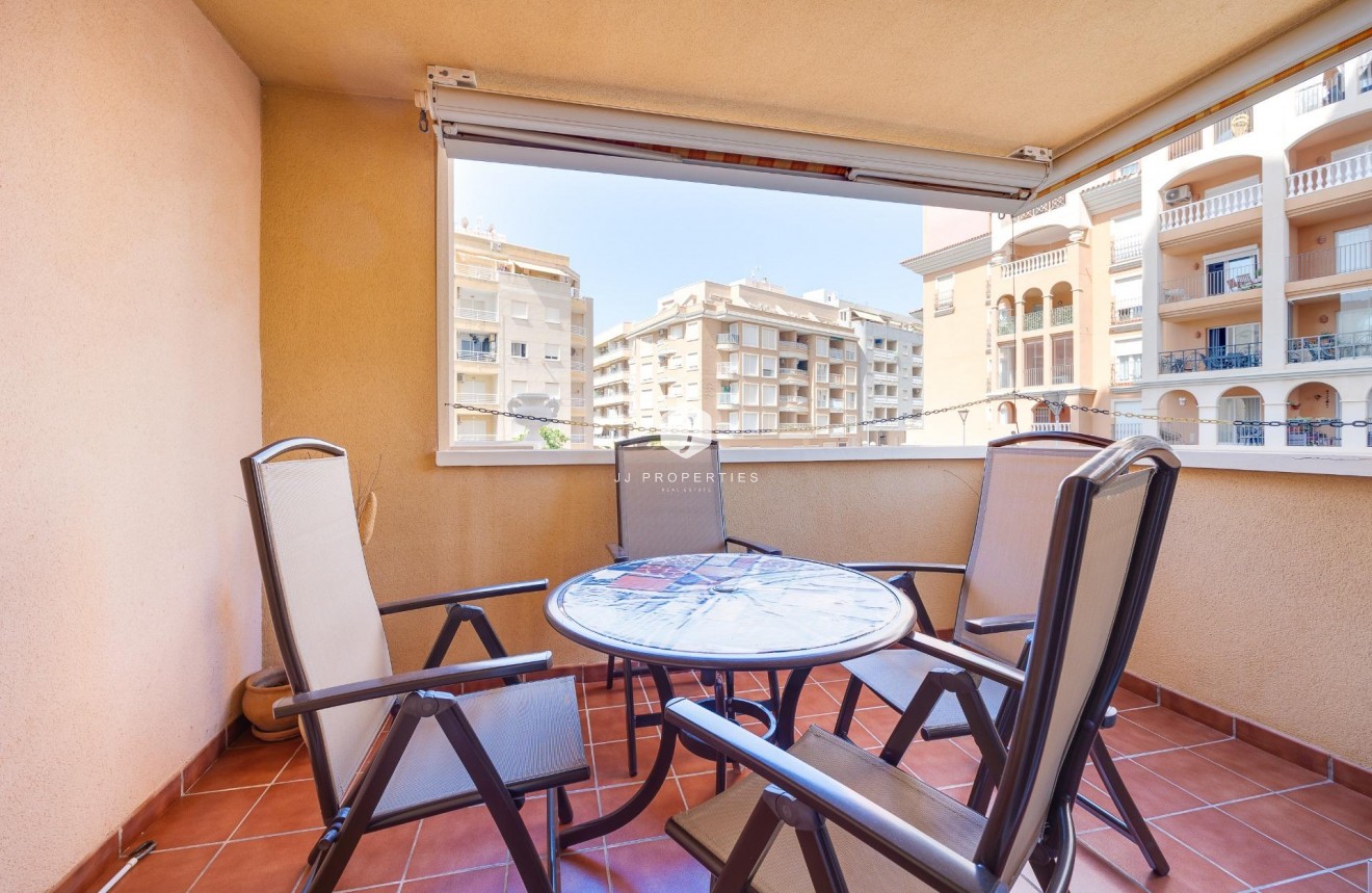 D'occasion - Appartement -
Torrevieja - Playa de los Locos