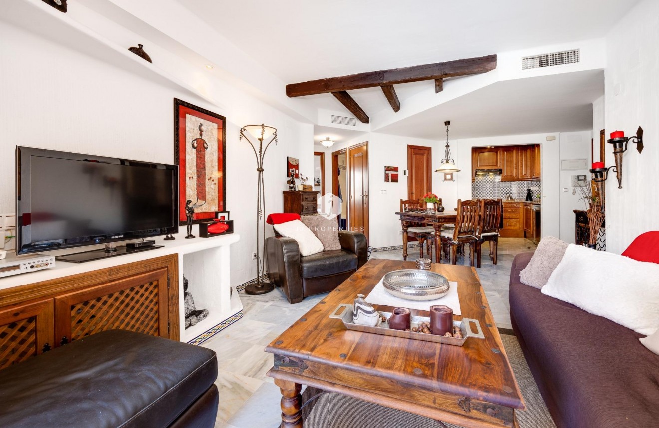 D'occasion - Appartement -
Torrevieja - Playa de los Locos