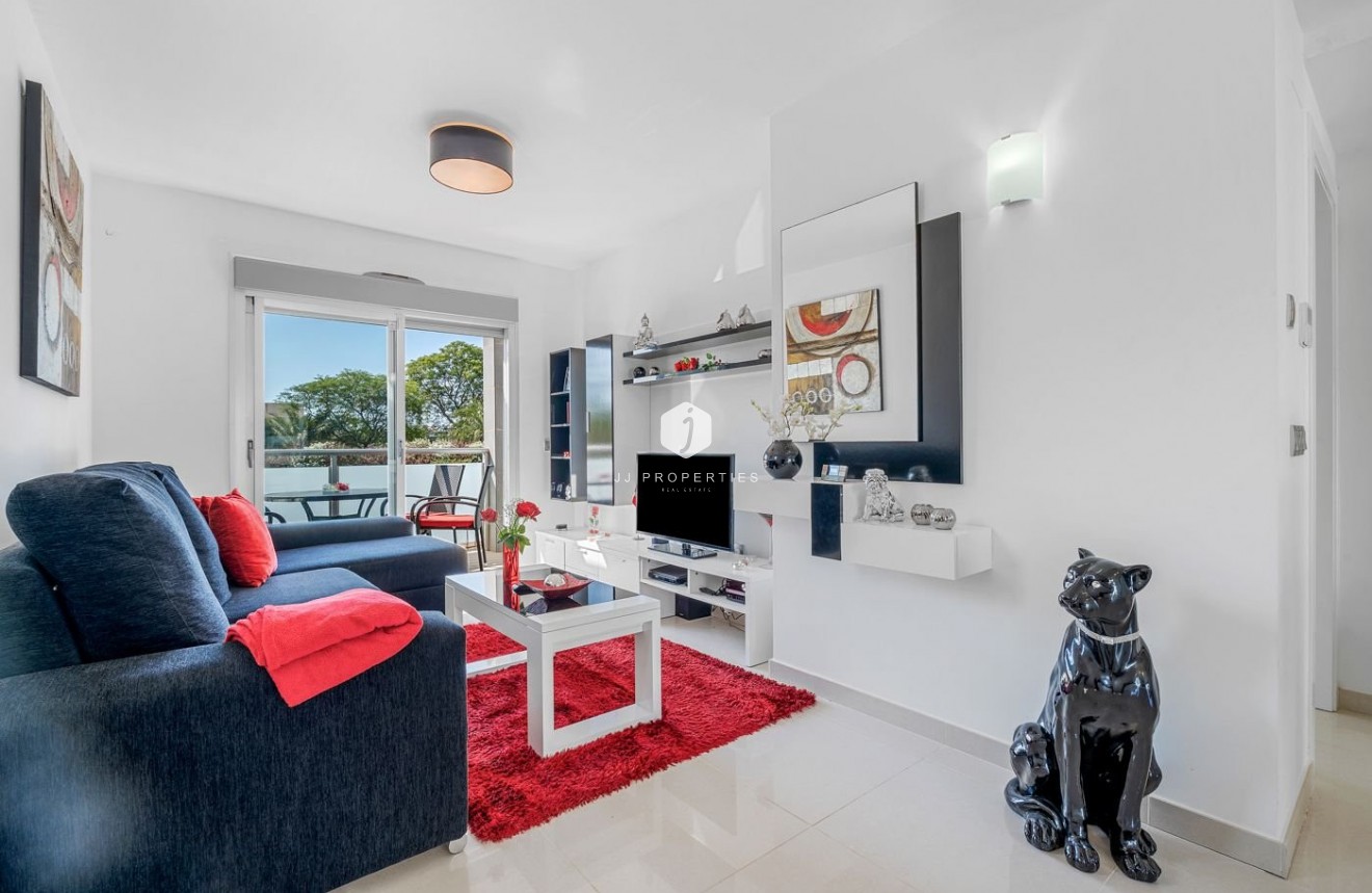 Segunda mano - Bungalow -
Punta Prima - Costa Blanca