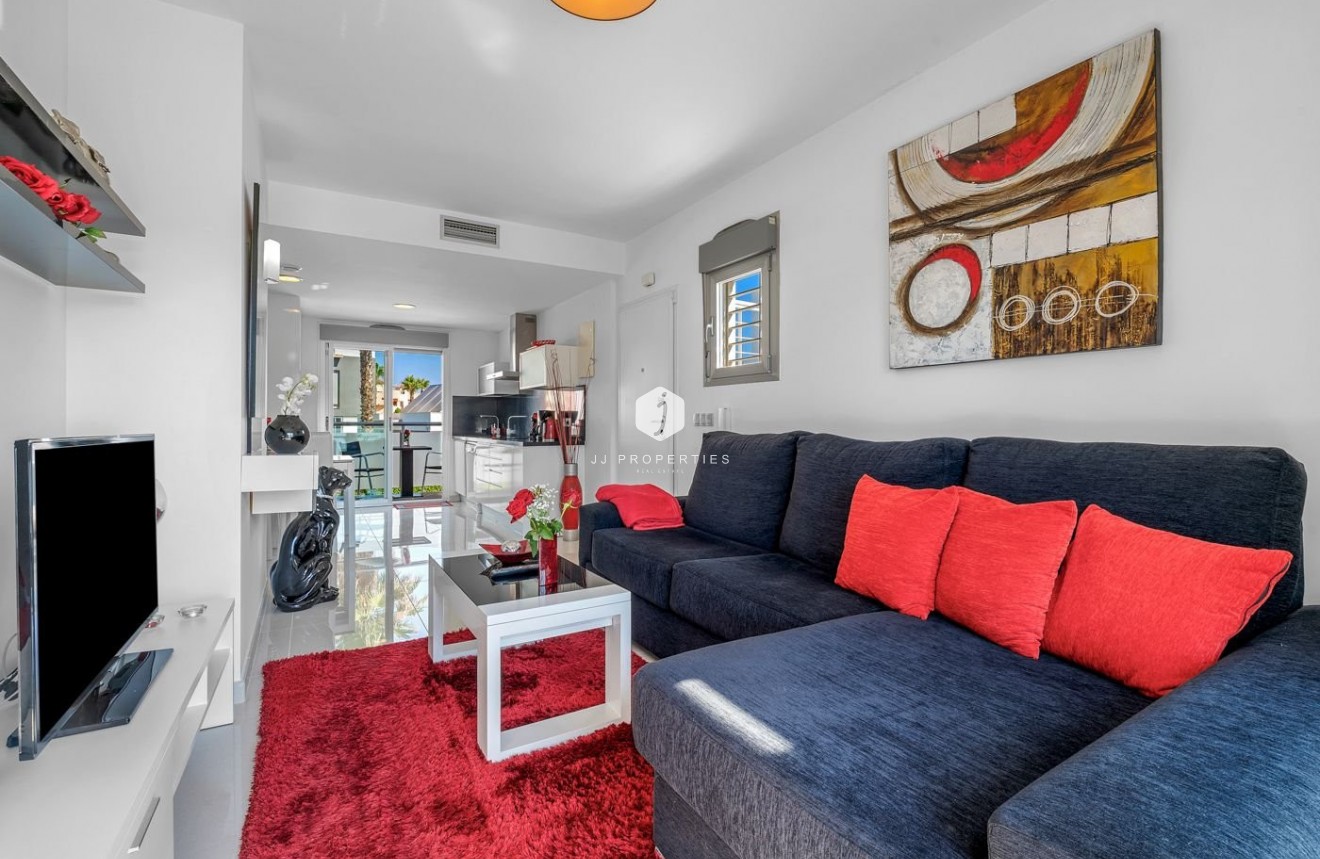 Segunda mano - Bungalow -
Punta Prima - Costa Blanca