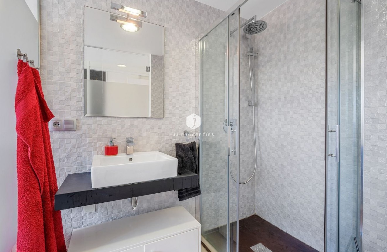 Segunda mano - Bungalow -
Punta Prima - Costa Blanca