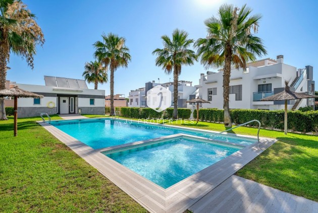 Segunda mano - Bungalow -
Punta Prima - Costa Blanca