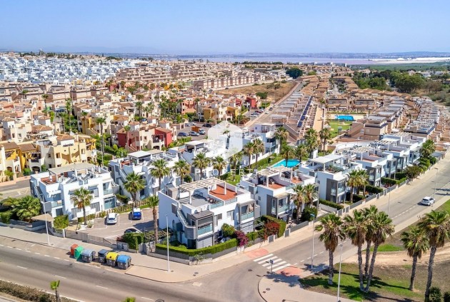 Segunda mano - Bungalow -
Punta Prima - Costa Blanca
