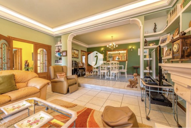 Segunda mano - Villa -
La Mata - Costa Blanca