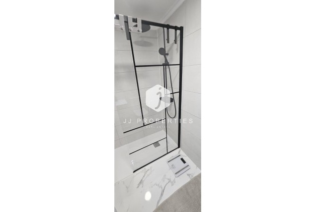 Segunda mano - Apartamento / piso -
Orihuela Costa - Punta Prima