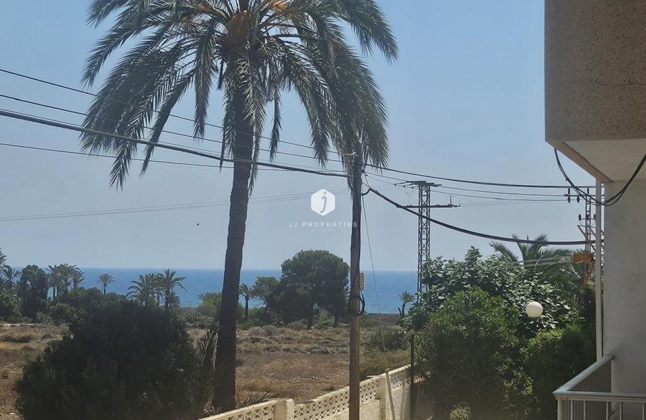 Segunda mano - Apartamento / piso -
Orihuela Costa - Punta Prima