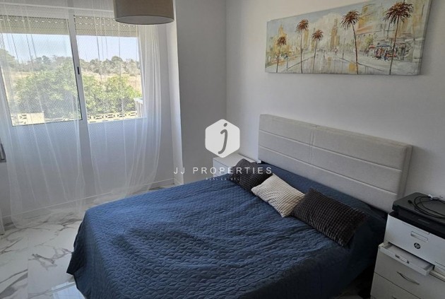 Segunda mano - Apartamento / piso -
Orihuela Costa - Punta Prima