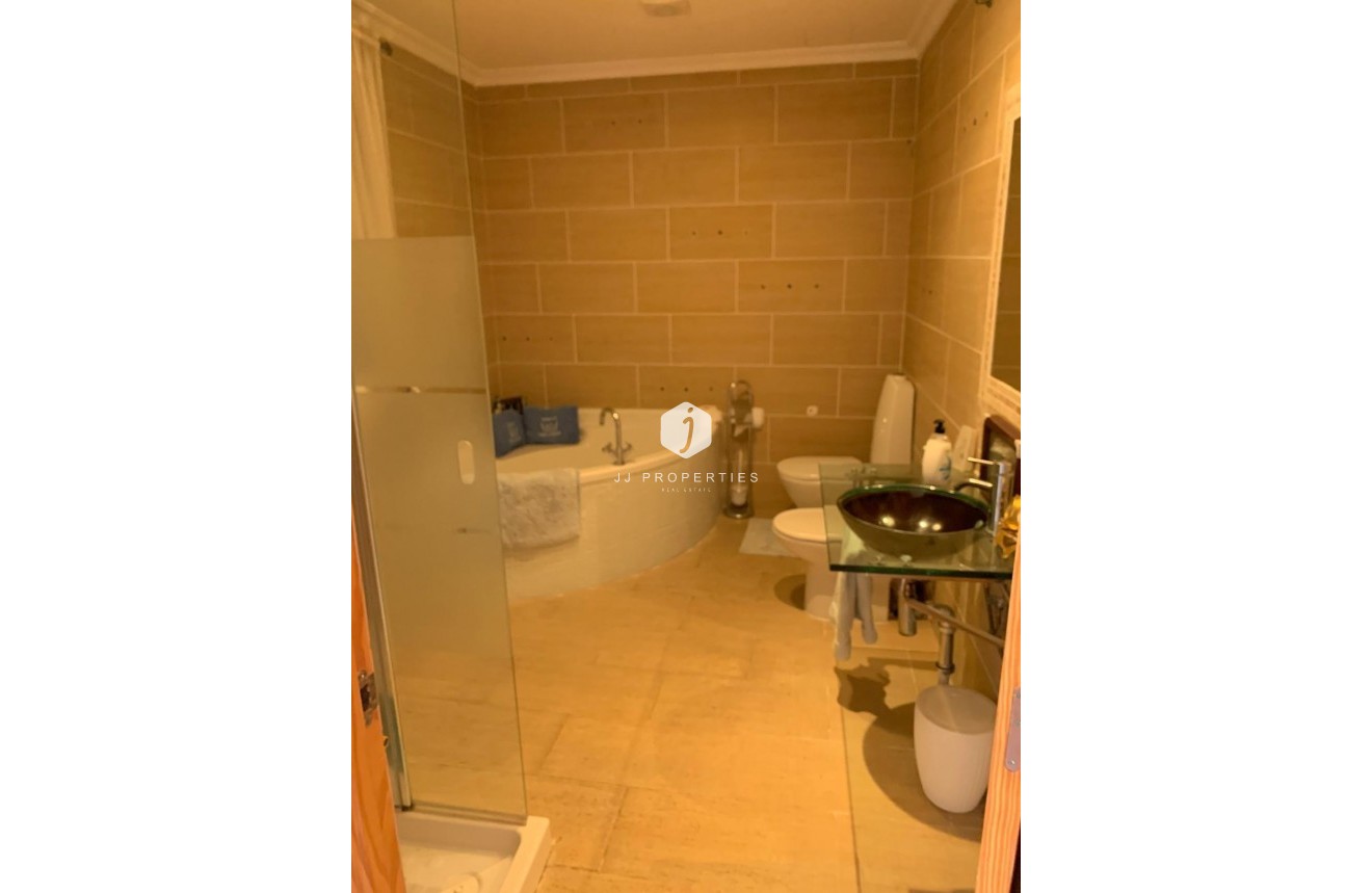 Segunda mano - Villa -
Torrevieja - Los Balcones - Los Altos del Edén