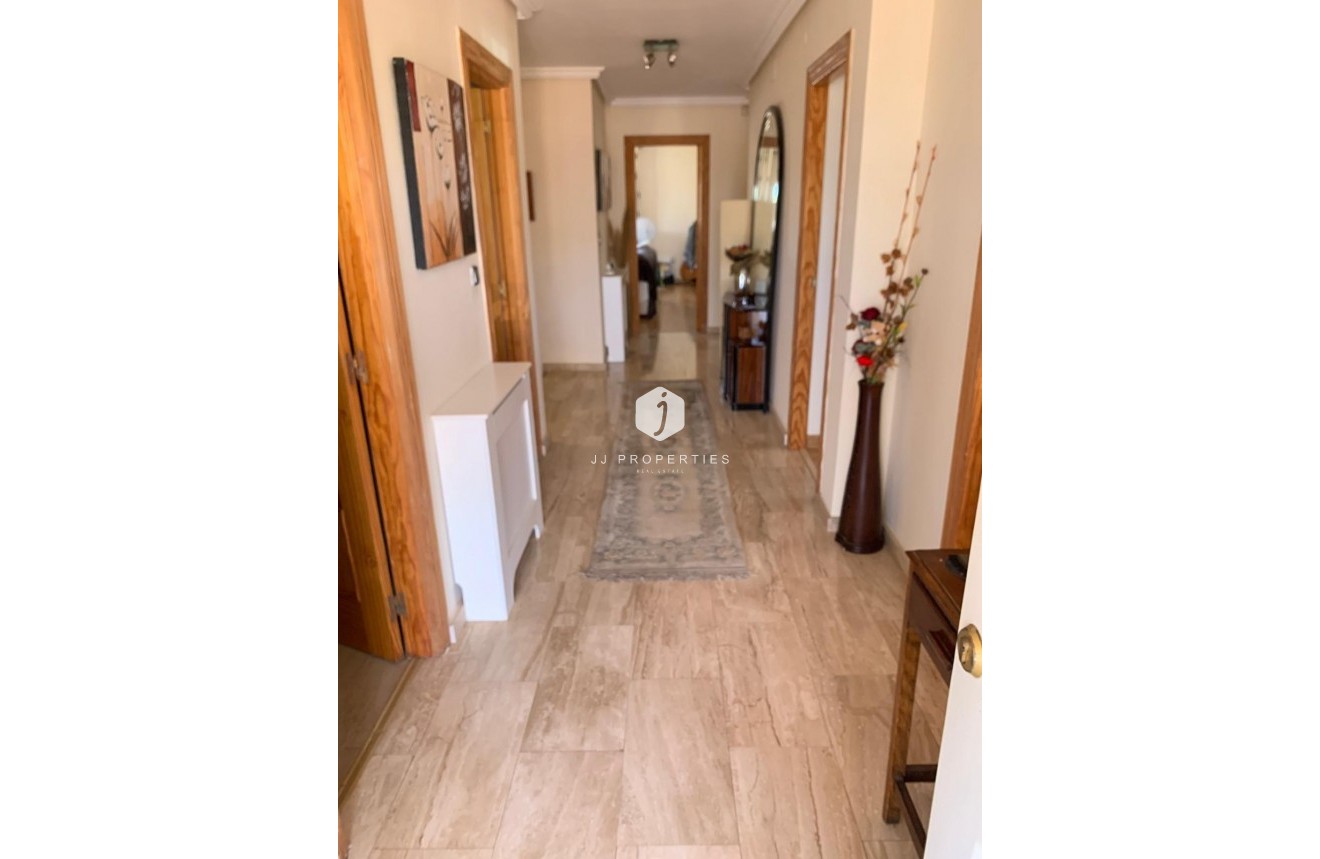 Segunda mano - Villa -
Torrevieja - Los Balcones - Los Altos del Edén