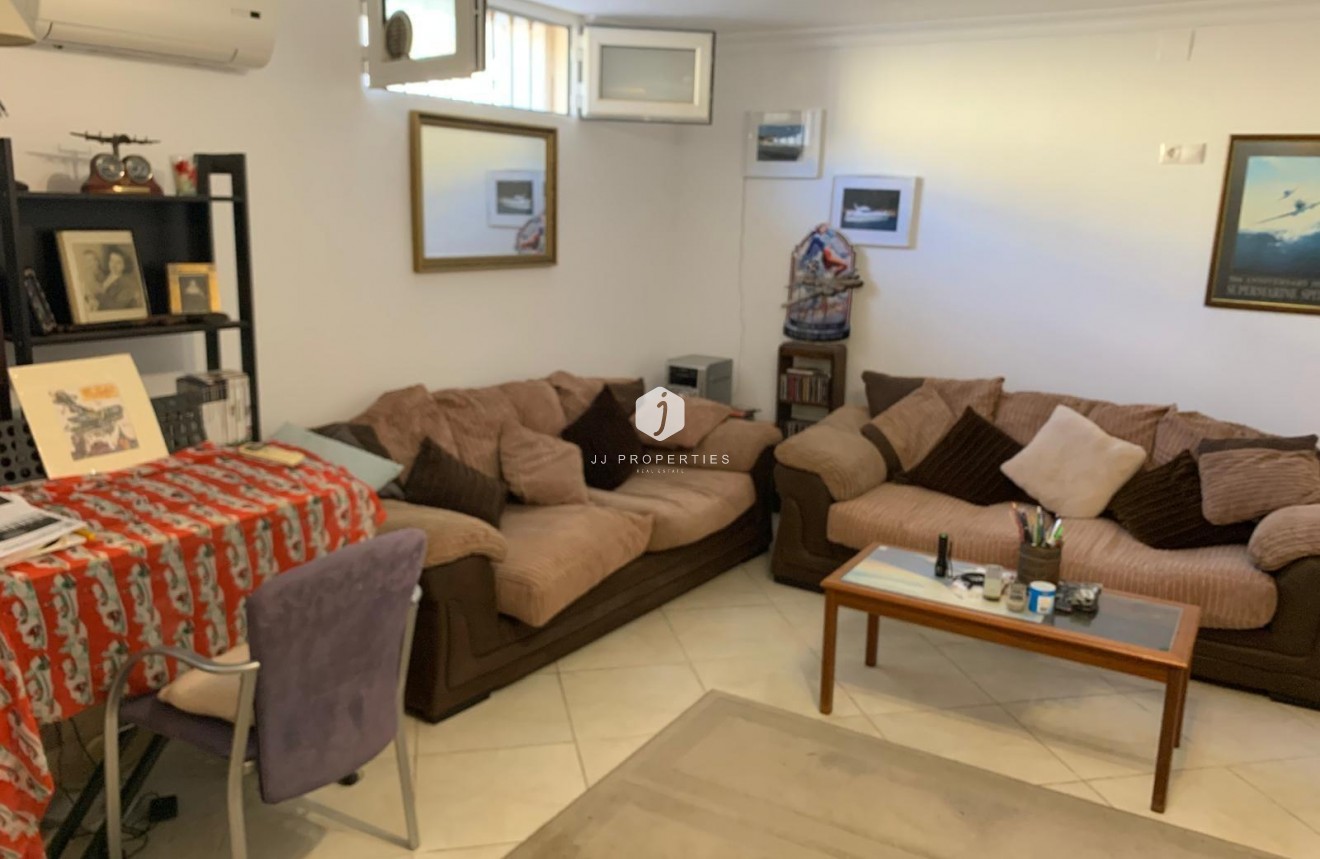 Segunda mano - Villa -
Torrevieja - Los Balcones - Los Altos del Edén