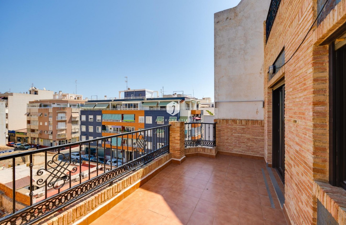 Segunda mano - Ático -
Torrevieja - Centro