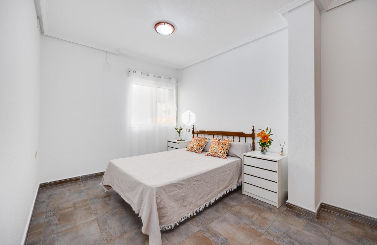 Segunda mano - Ático -
Torrevieja - Centro