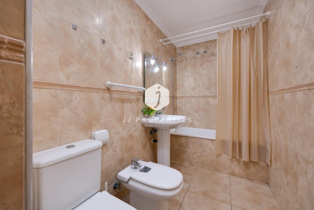 Segunda mano - Ático -
Torrevieja - Centro