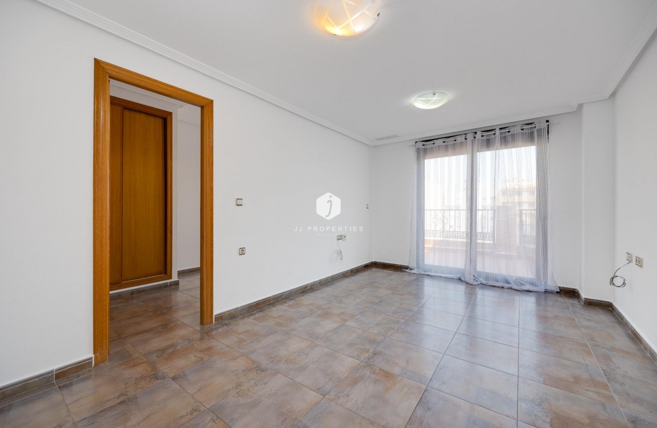 Segunda mano - Ático -
Torrevieja - Centro