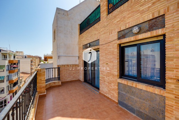 Segunda mano - Ático -
Torrevieja - Centro