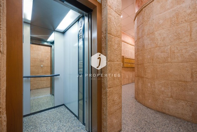 Segunda mano - Ático -
Torrevieja - Centro