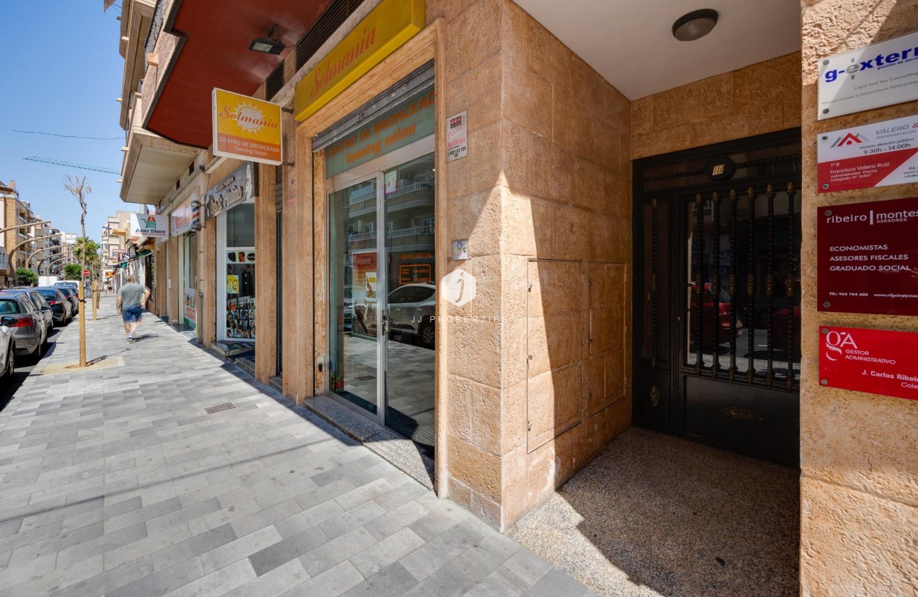 Segunda mano - Ático -
Torrevieja - Centro