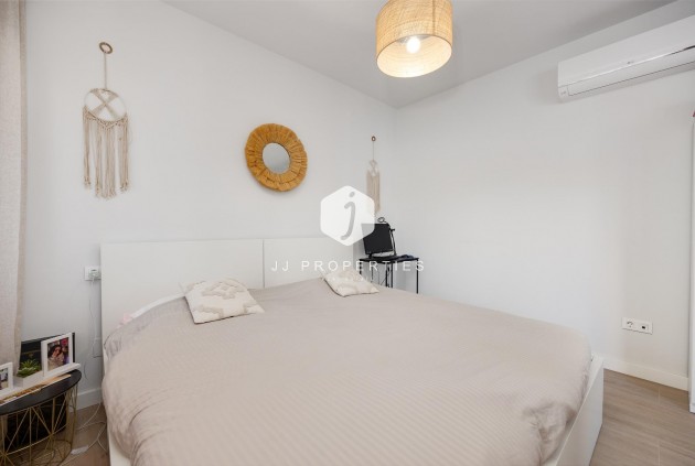 D'occasion - Appartement -
Orihuela Costa - Villamartín-las Filipinas