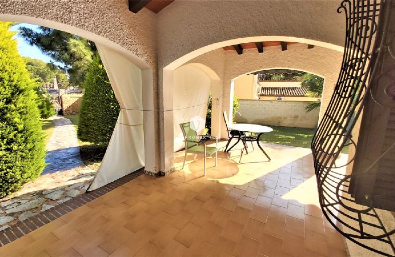 Segunda mano - Villa -
Torrevieja - Costa Blanca