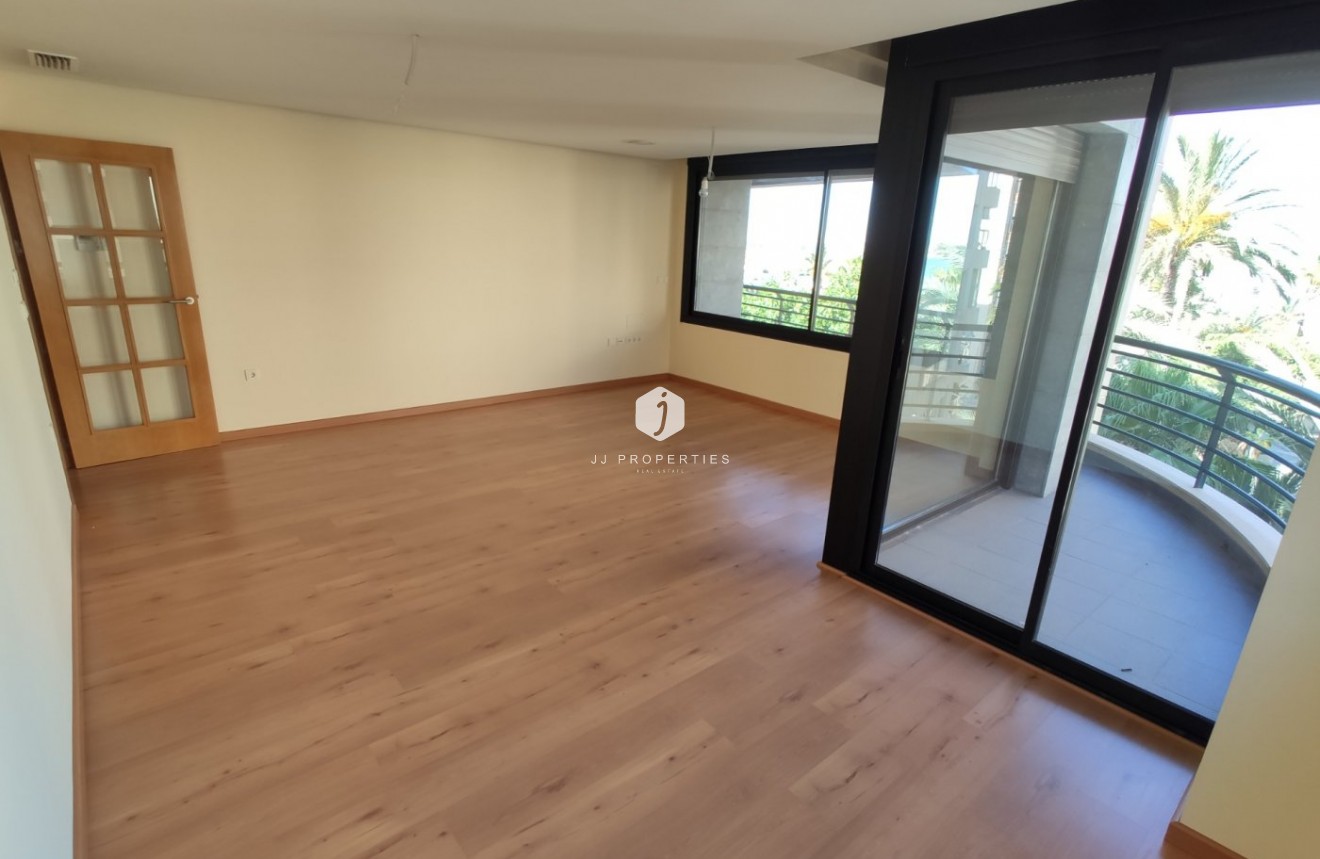 Segunda mano - Apartamento / piso -
Torrevieja - Puerto