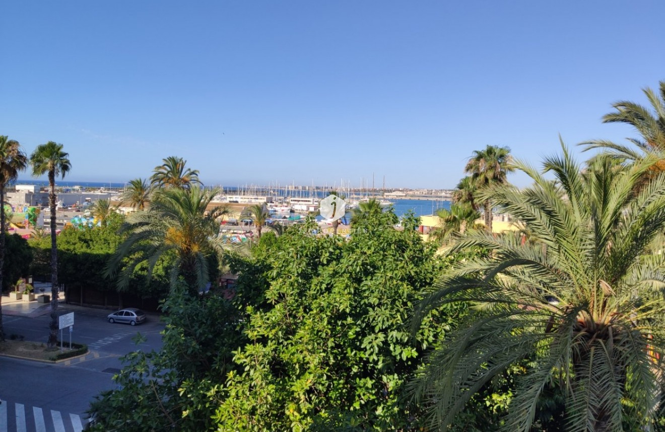 Segunda mano - Apartamento / piso -
Torrevieja - Puerto
