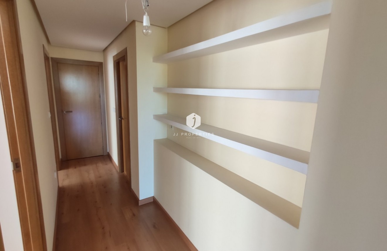 Segunda mano - Apartamento / piso -
Torrevieja - Puerto