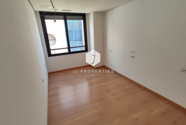 Segunda mano - Apartamento / piso -
Torrevieja - Puerto