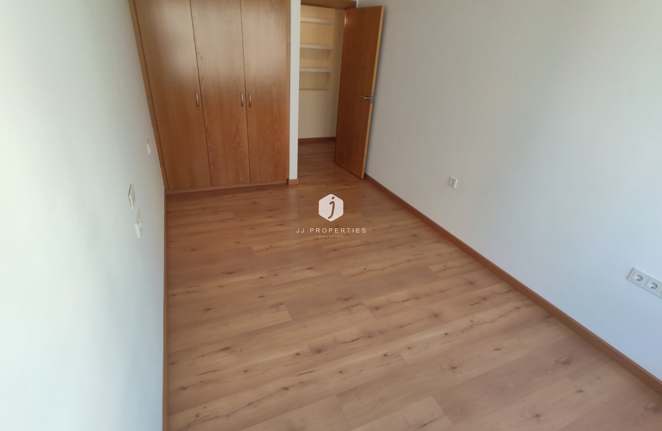 Segunda mano - Apartamento / piso -
Torrevieja - Puerto