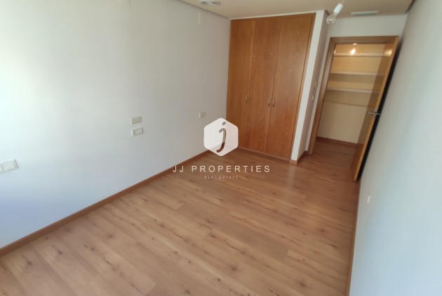 Segunda mano - Apartamento / piso -
Torrevieja - Puerto