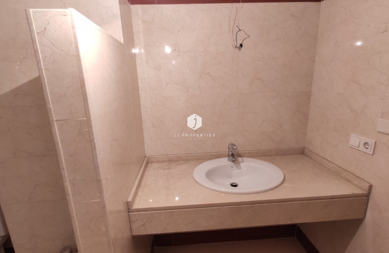 Segunda mano - Apartamento / piso -
Torrevieja - Puerto