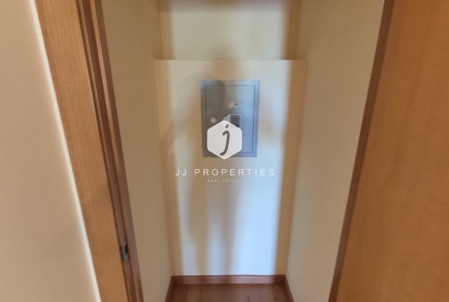 Segunda mano - Apartamento / piso -
Torrevieja - Puerto