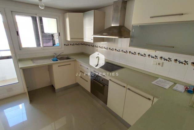 Segunda mano - Apartamento / piso -
Torrevieja - Puerto