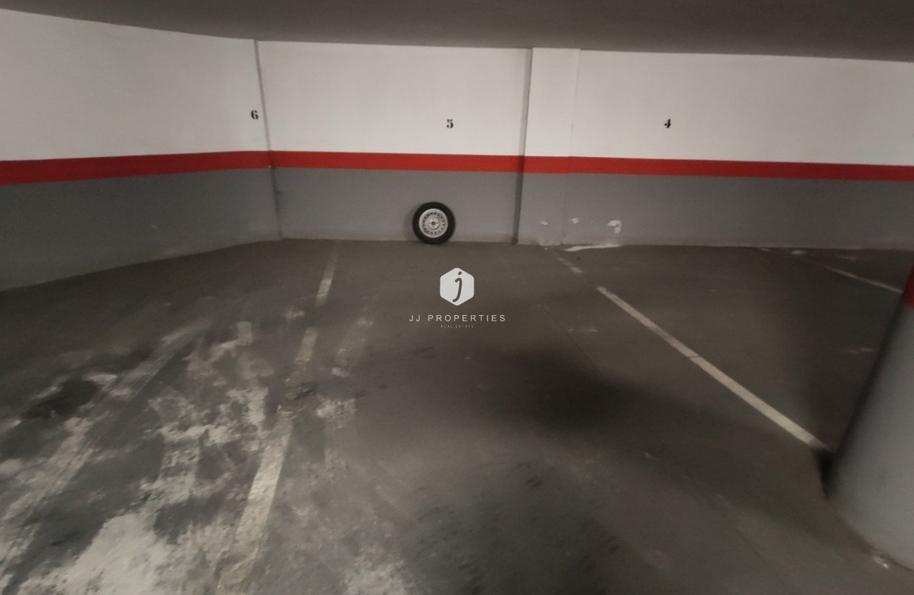 Segunda mano - Apartamento / piso -
Torrevieja - Puerto