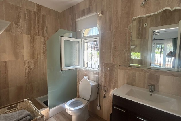 Aus zweiter Hand - Villa -
Orihuela Costa - Costa Blanca