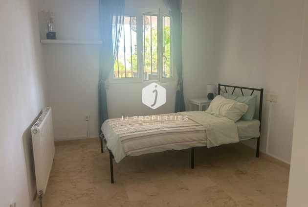 Aus zweiter Hand - Villa -
Orihuela Costa - Costa Blanca