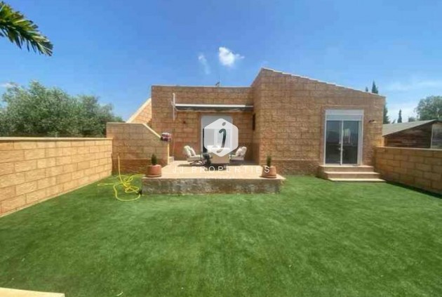 Segunda mano - Casa de campo -
Albatera - Inland