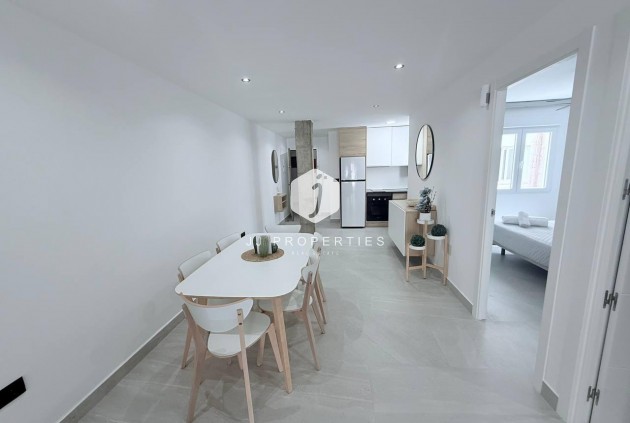 Segunda mano - Apartamento / piso -
Torrevieja - La Mata