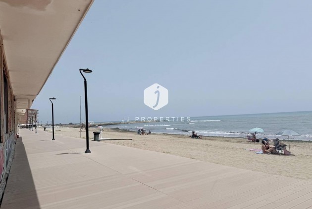 Segunda mano - Apartamento / piso -
Torrevieja - La Mata