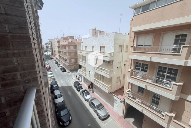 Segunda mano - Apartamento / piso -
Torrevieja - La Mata